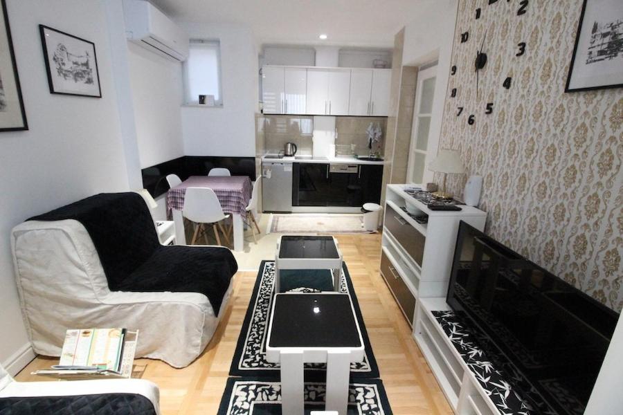 Ducic Apartment Требинье Экстерьер фото