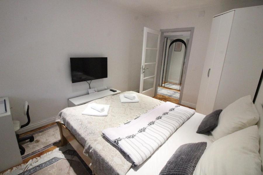 Ducic Apartment Требинье Экстерьер фото